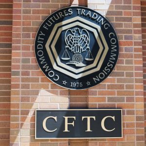 Zaokrouhlení předpisů: CFTC odmítá požadavek FOIA, SEC nemění zákony o cenných papírech